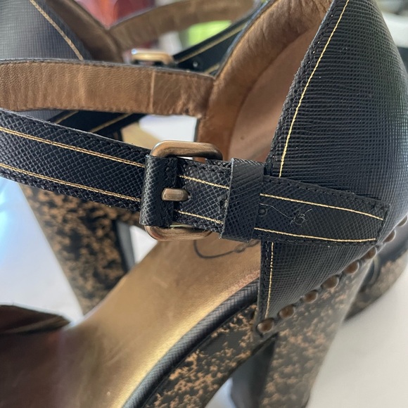 Prada shoes - Picture 8 of 8